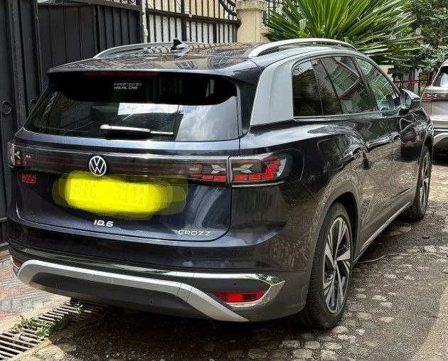 2022 Model-Volkswagen Id.6 Crozz Pro