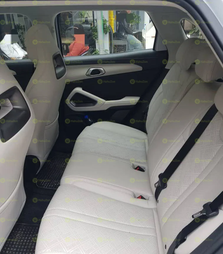 2025 Model-BYD Yuan Up