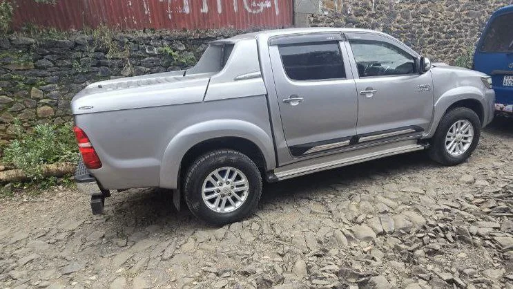 2015 Model-Toyota Hilux Vigo