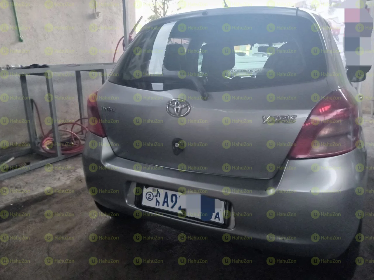 2006 Model-Toyota Yaris Compact
