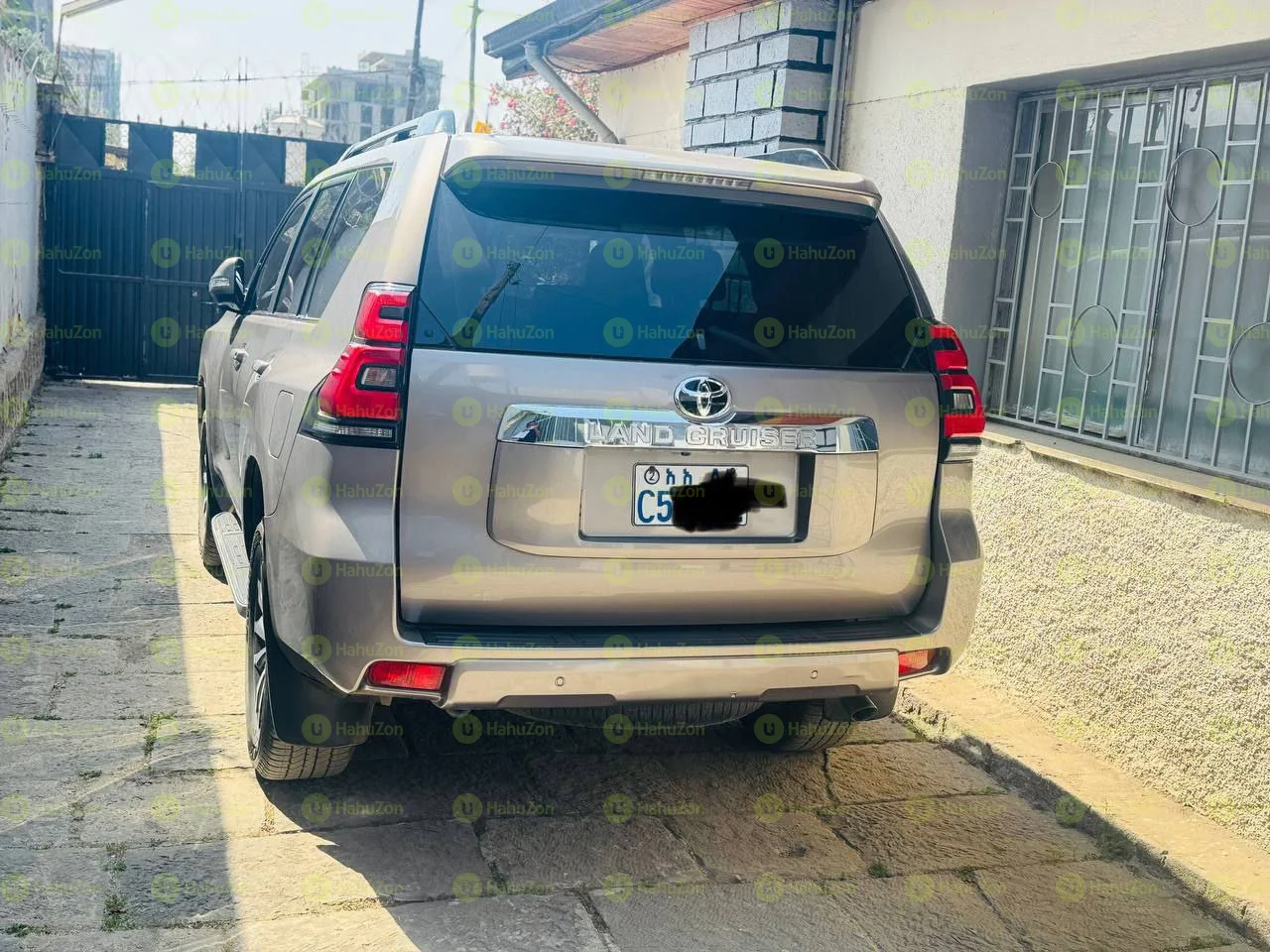 2023 Model-Toyota Land Cruiser Prado