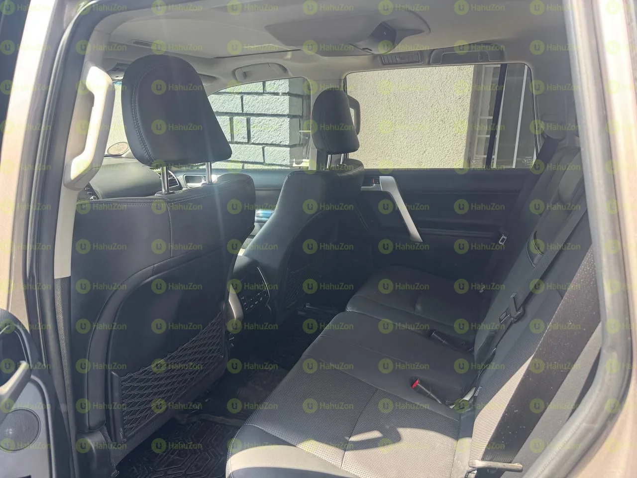 2023 Model-Toyota Land Cruiser Prado