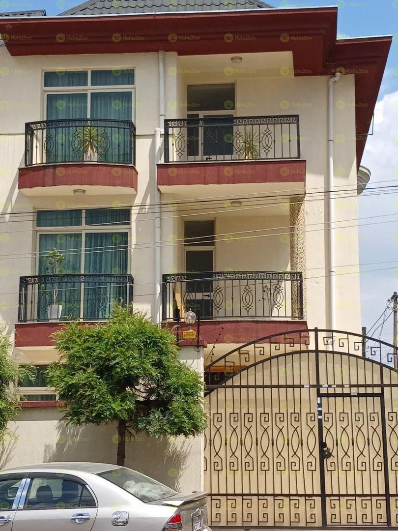 175 ካሬ የሚሸጥ ቤት በሰሚት