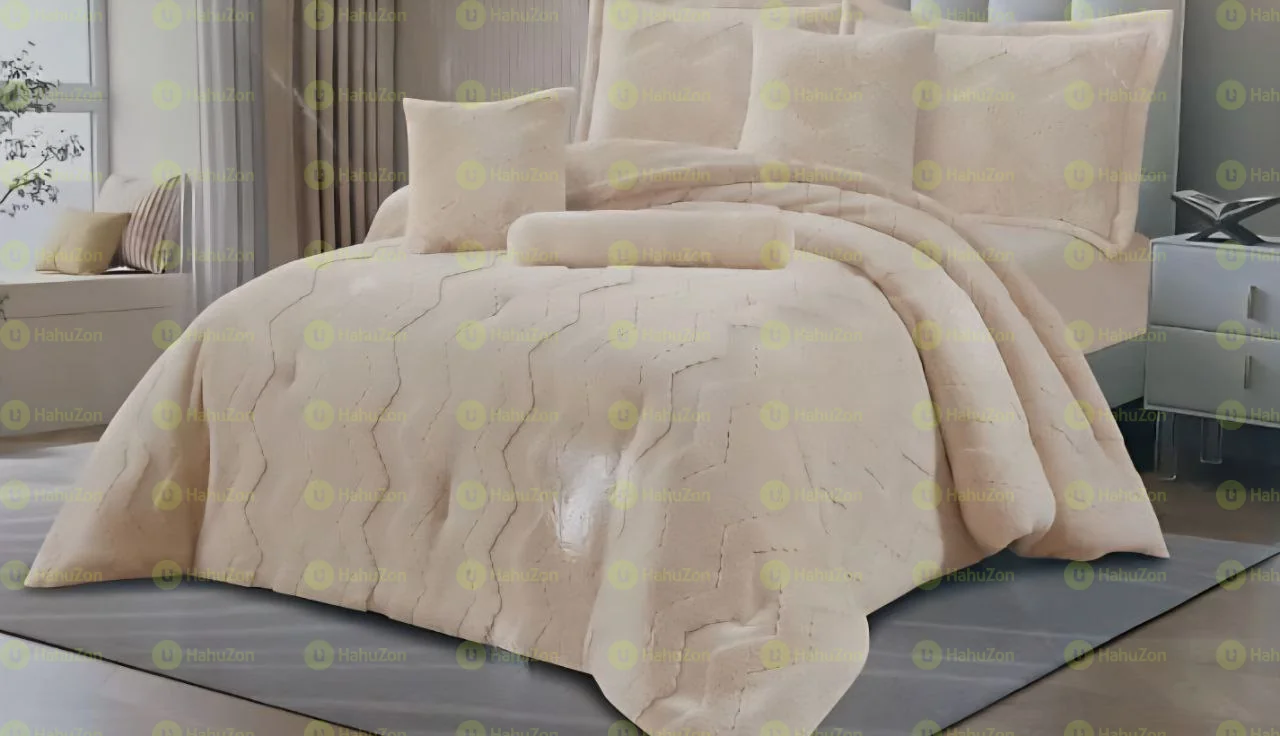 7 Pcs Comforter Set