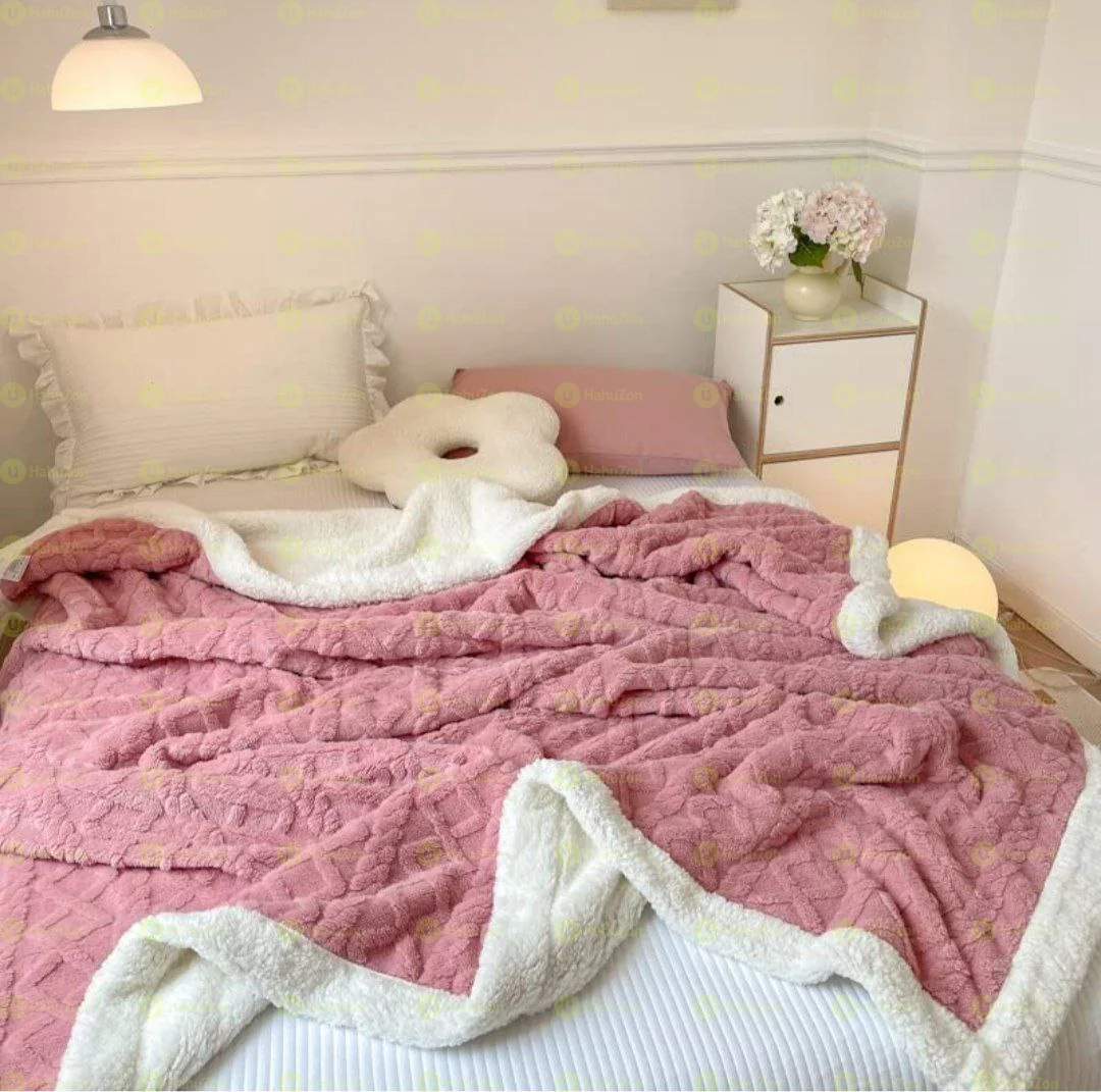 European Standard Throw Blankets