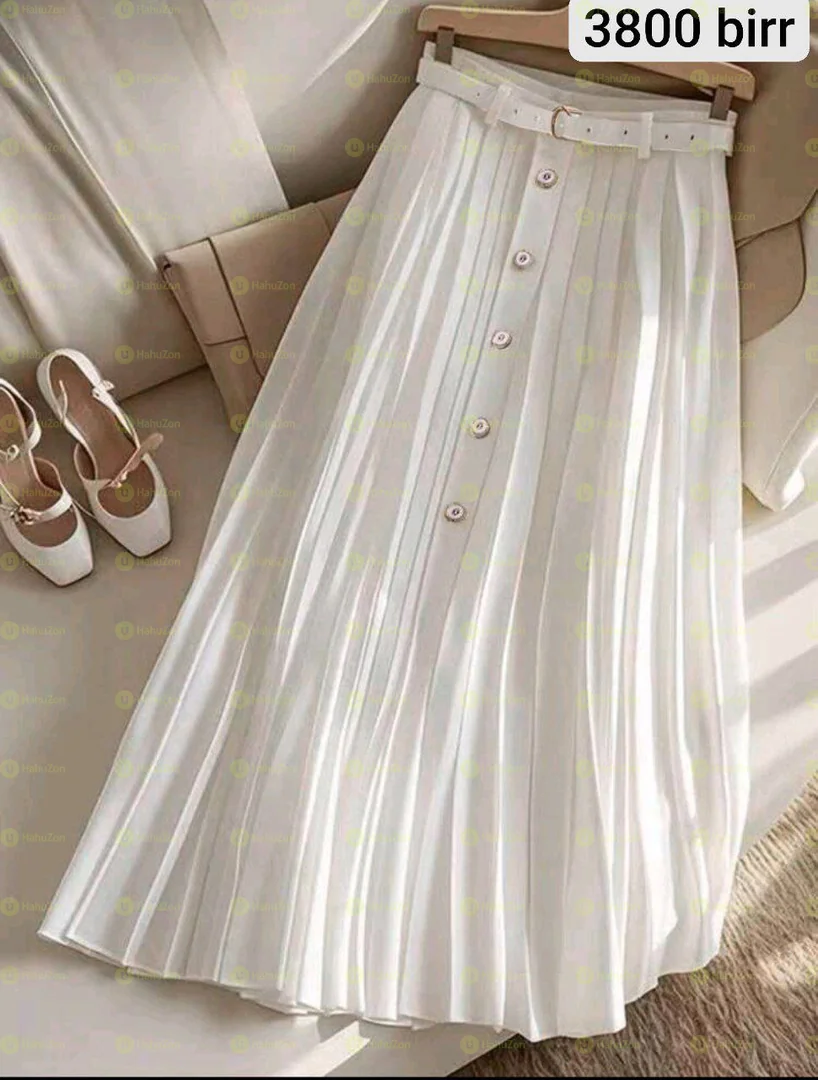 Ladies White Skirt