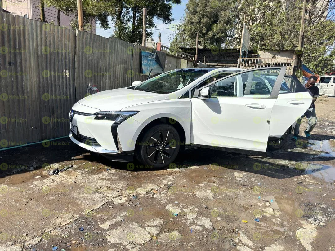 2024 Model-Buick elite 6