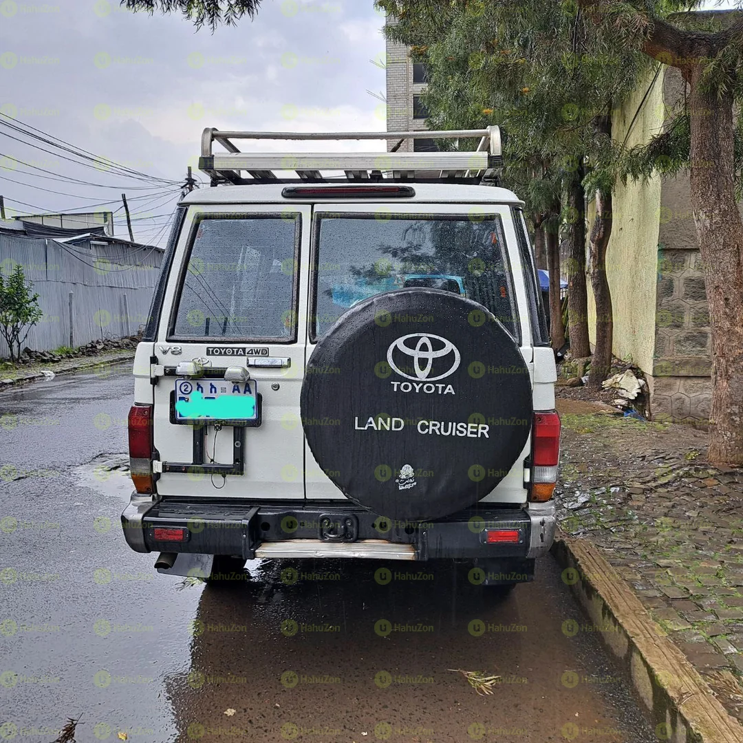 2015 Model-Toyota LandCruiser Mark II