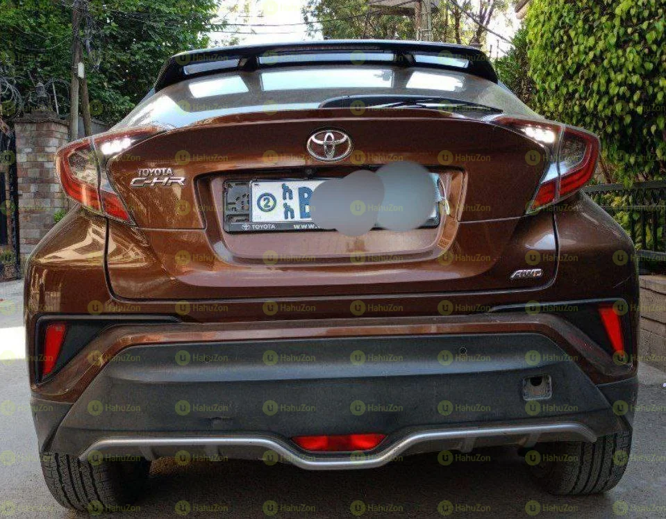 2017 Model-Toyota Ch-R