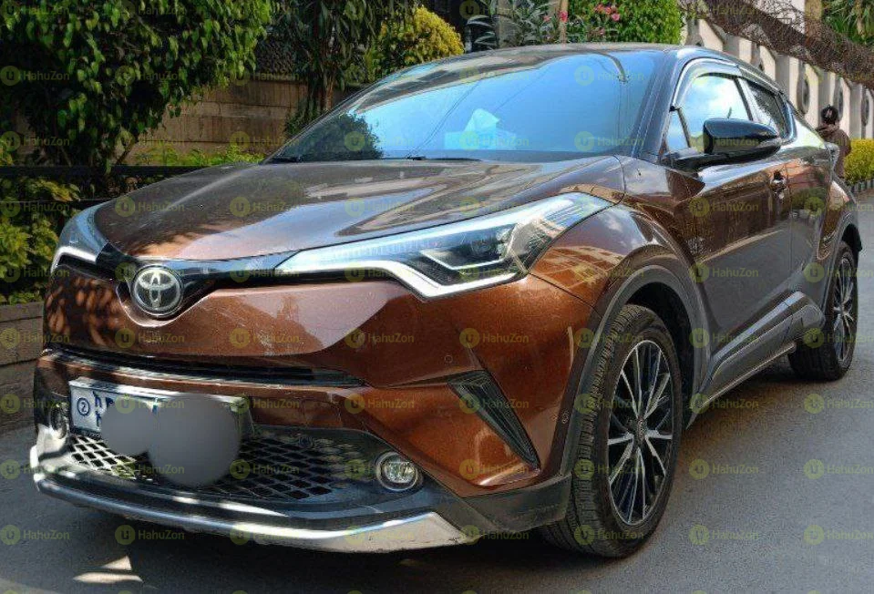 2017 Model-Toyota Ch-R