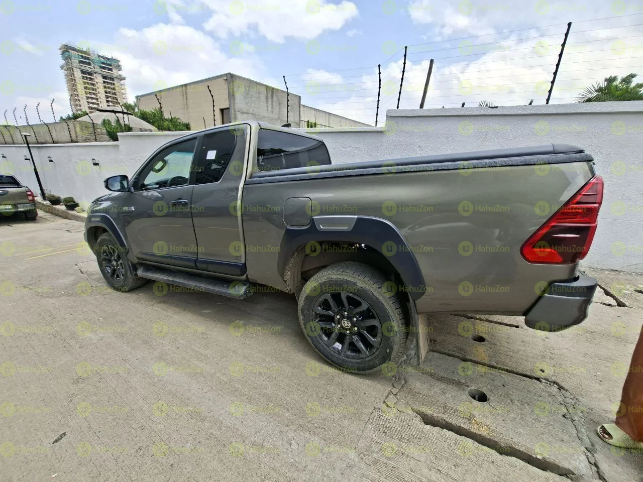 2023 Model-Toyota Hilux Invincible