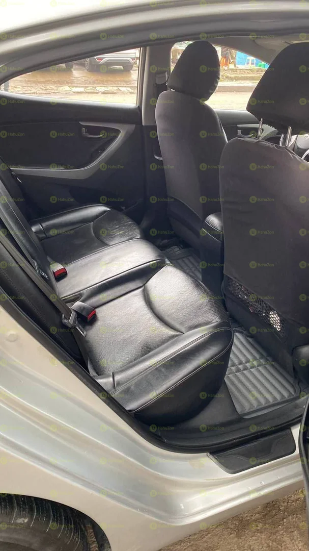 2013 Model-Hyundai Avante