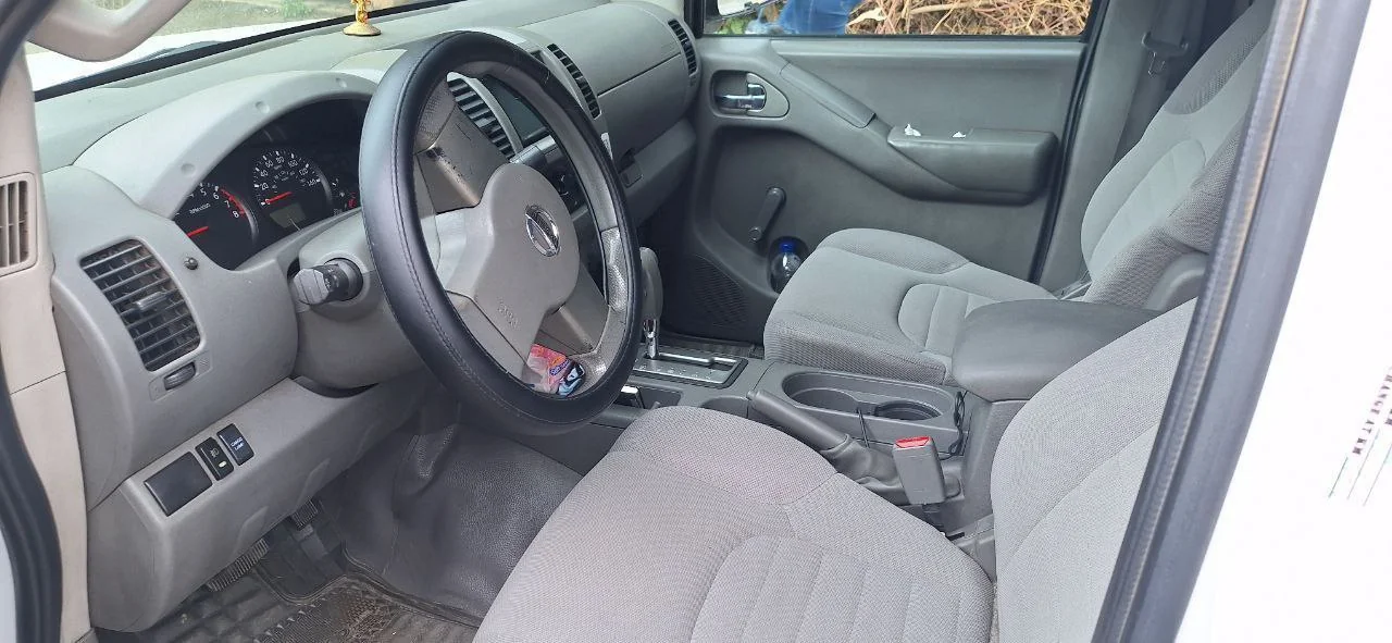 2012 Model-Nissan Navara