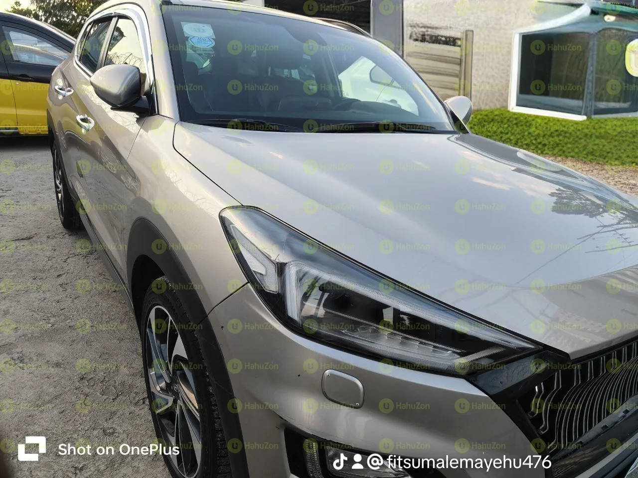 2020 Model-Hyundai Tucson