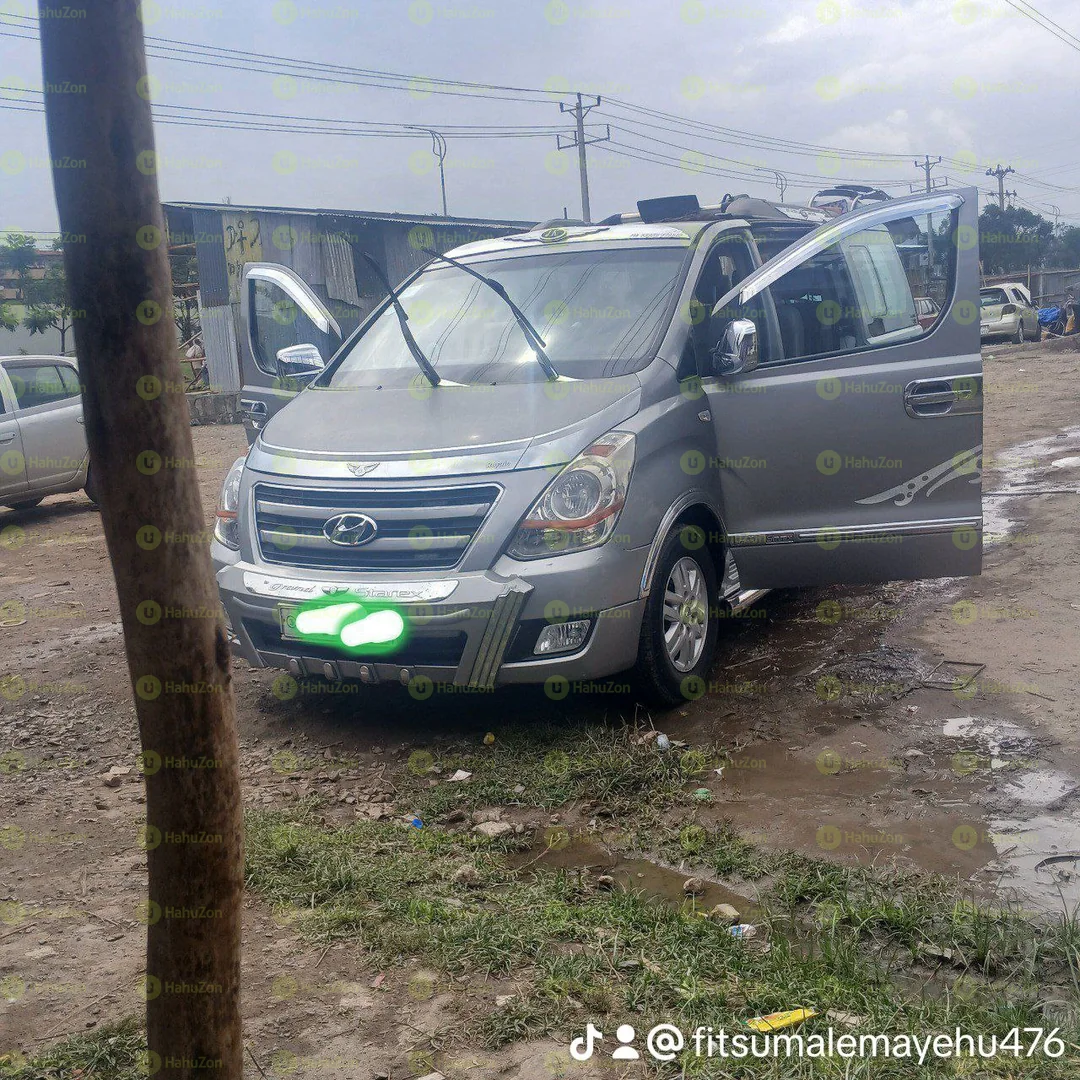 2015 Model-Hyundai Grand Starex