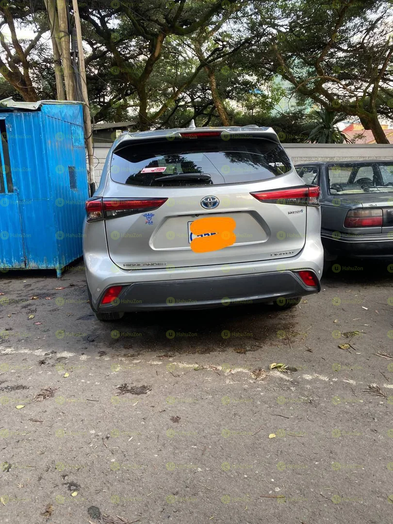 2023 Model-Toyota Highlander Hybrid