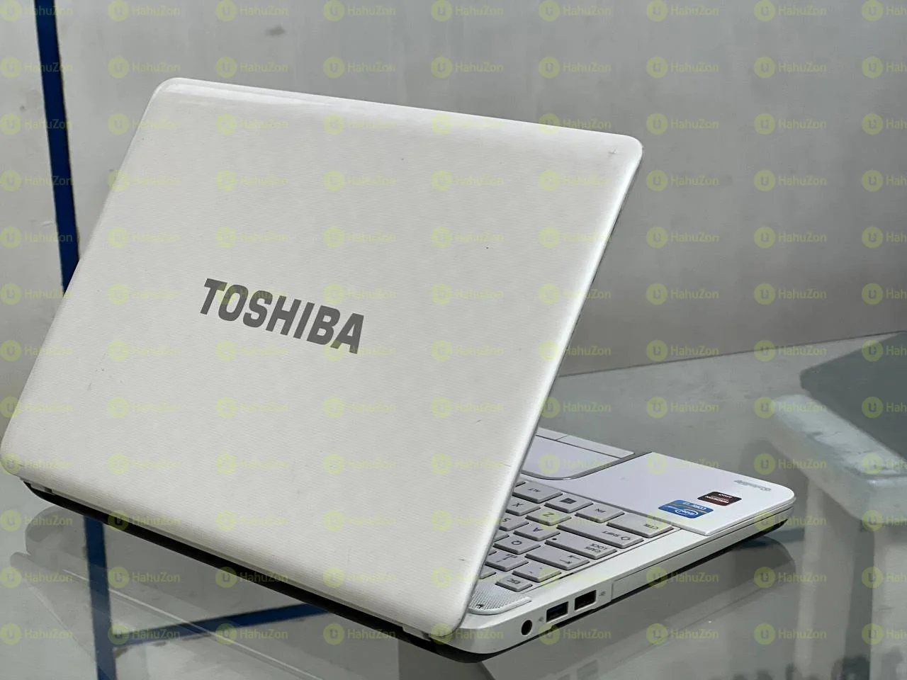 Toshiba Intel Core i3 Laptop