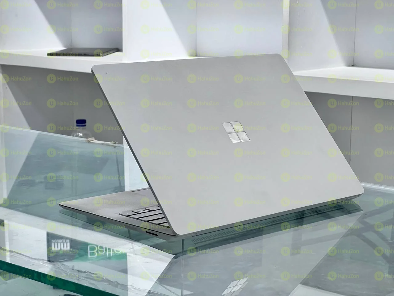 MicroSoft Surface Pro 4 Core i7 8th Generation Laptop