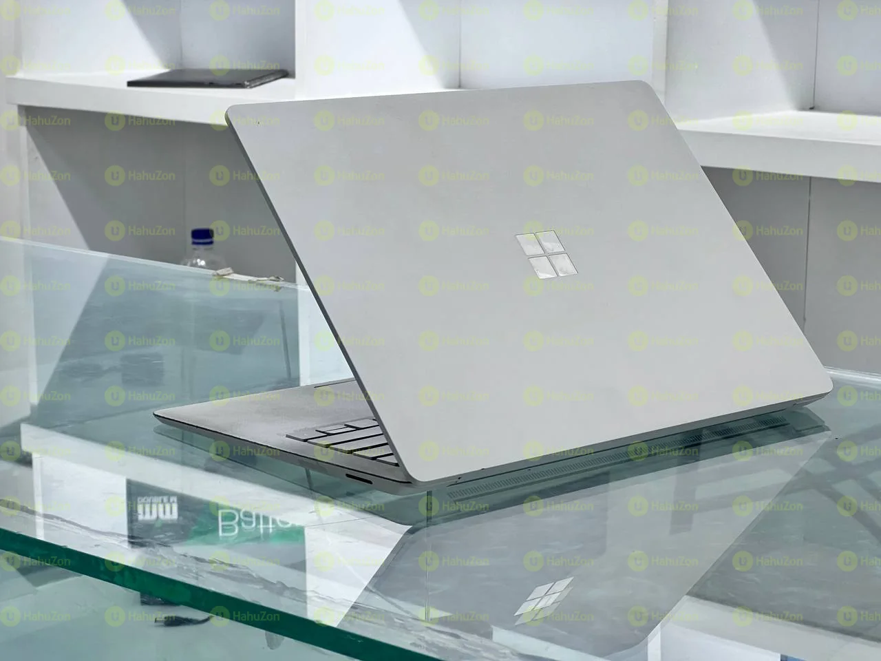 MicroSoft Surface Pro 4 Core i7 8th Generation Laptop