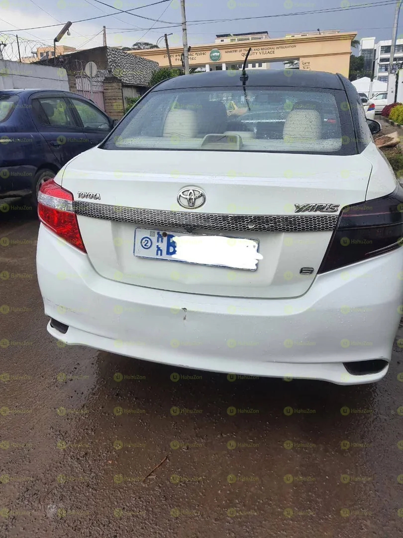 2016 Model-Toyota Yaris Sedan