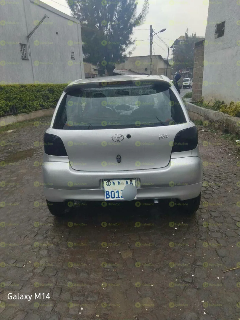 2001 Model-Toyota Vitz