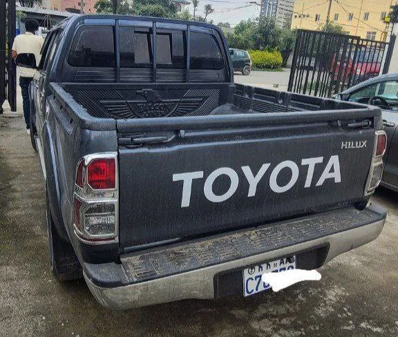 2014 Model-Toyota Hilux