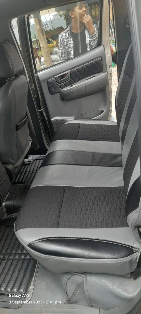 2012 Model-Toyota Hilux