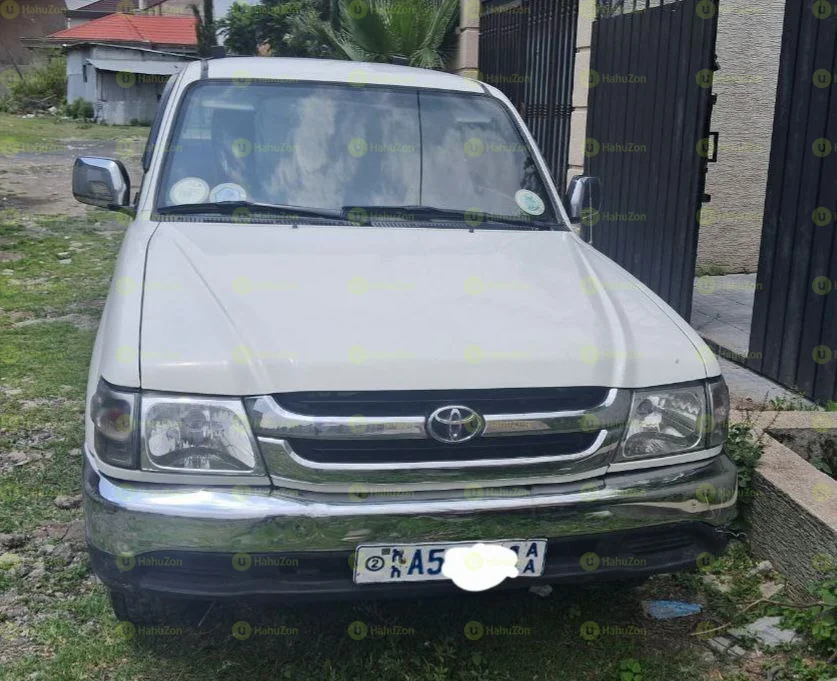 2001 Model-Toyota Hilux