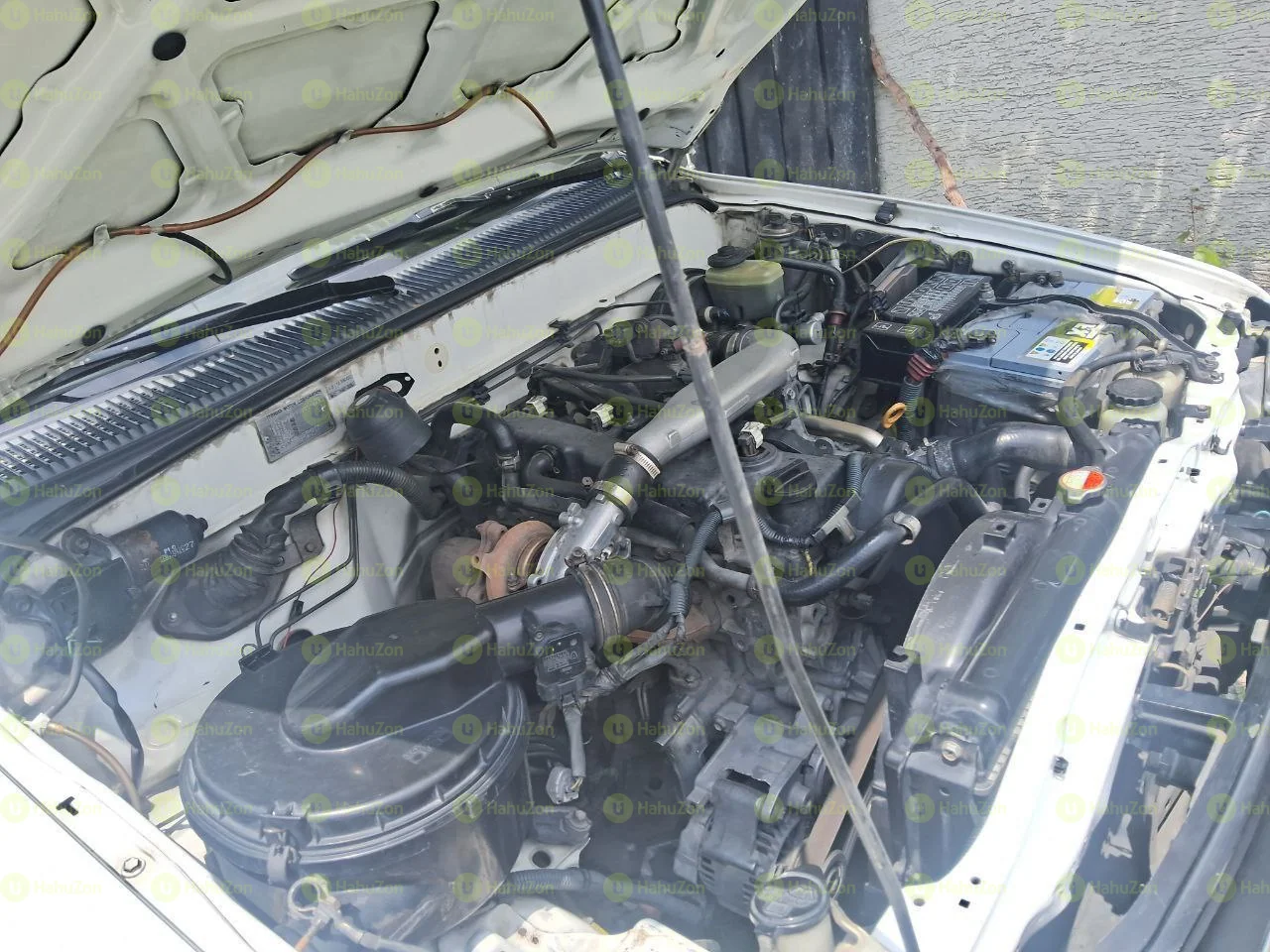 2001 Model-Toyota Hilux