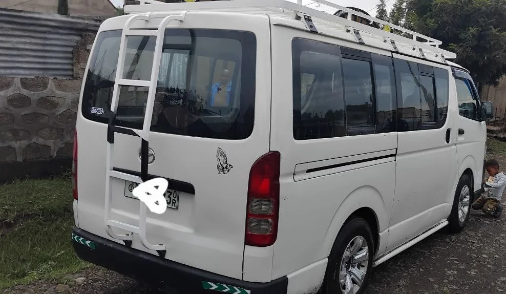 2008 Model-Toyota Hiace Abadula