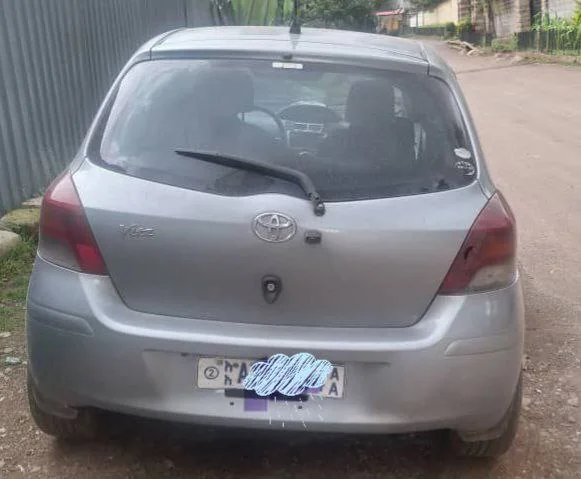 2010 Model-Toyota Yaris Compact