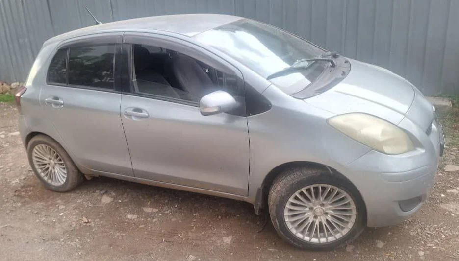 2010 Model-Toyota Yaris Compact