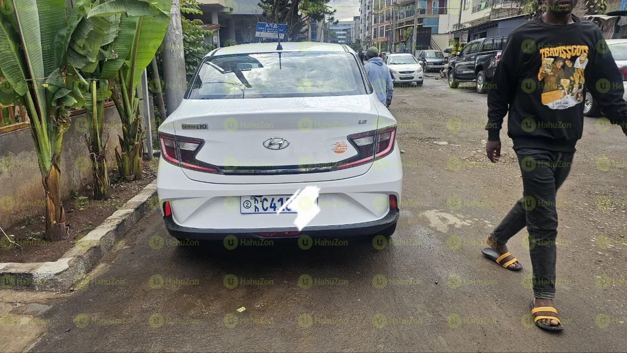 2023 Model-Hyundai Grand i10