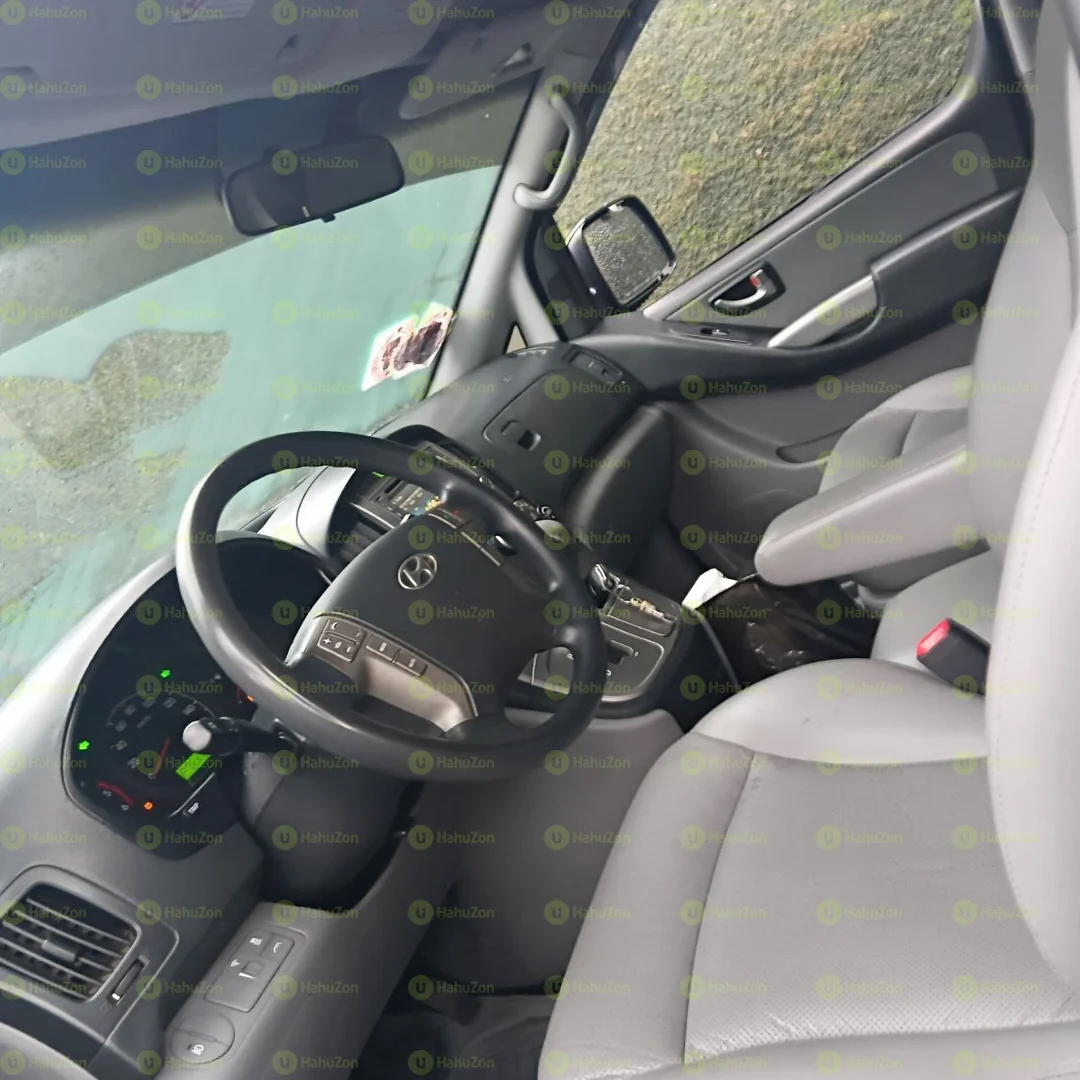 2015 Model-Hyundai Starex