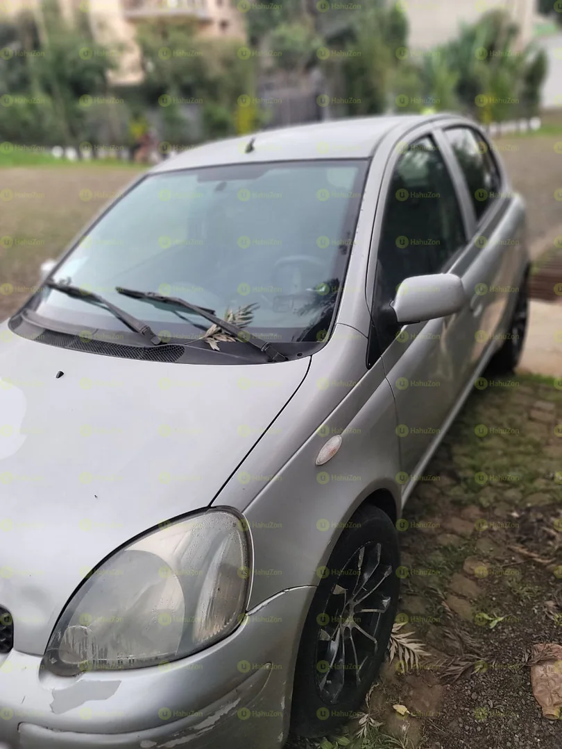2002 Model-Toyota Vitz