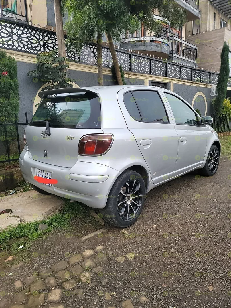 2002 Model-Toyota Vitz