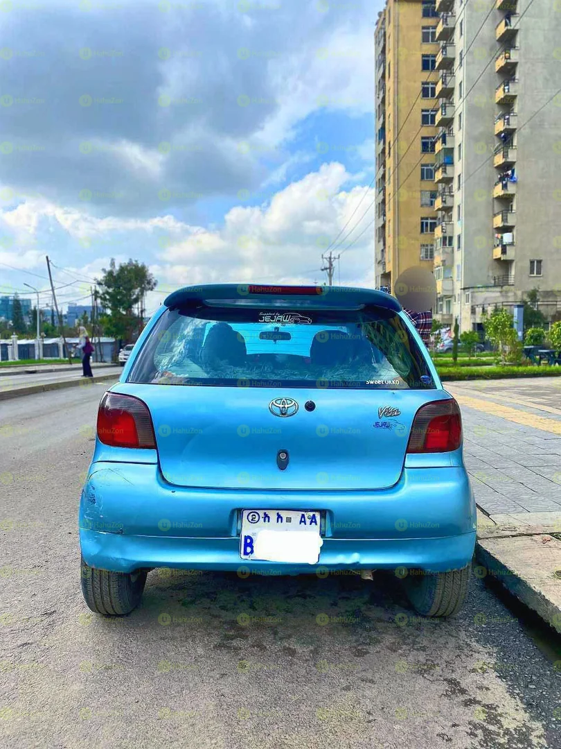 2002 Model-Toyota Vitz