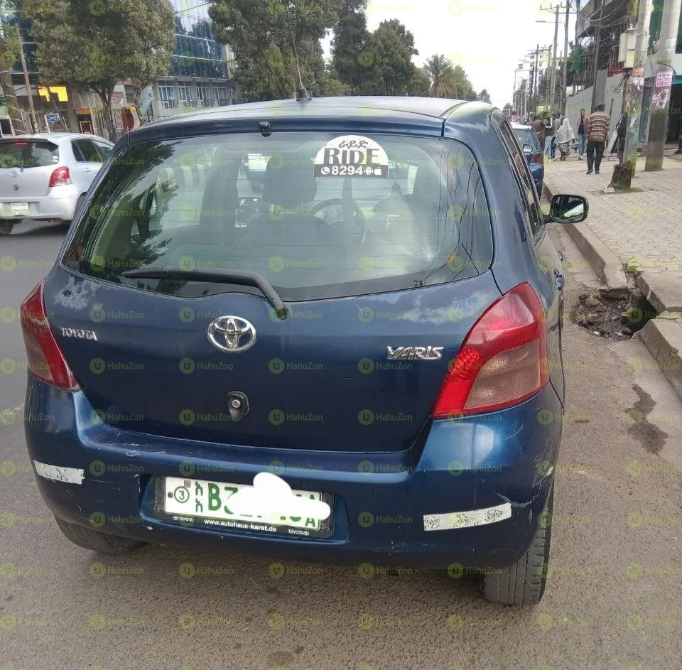 2007 Model-Toyota Yaris Compakt