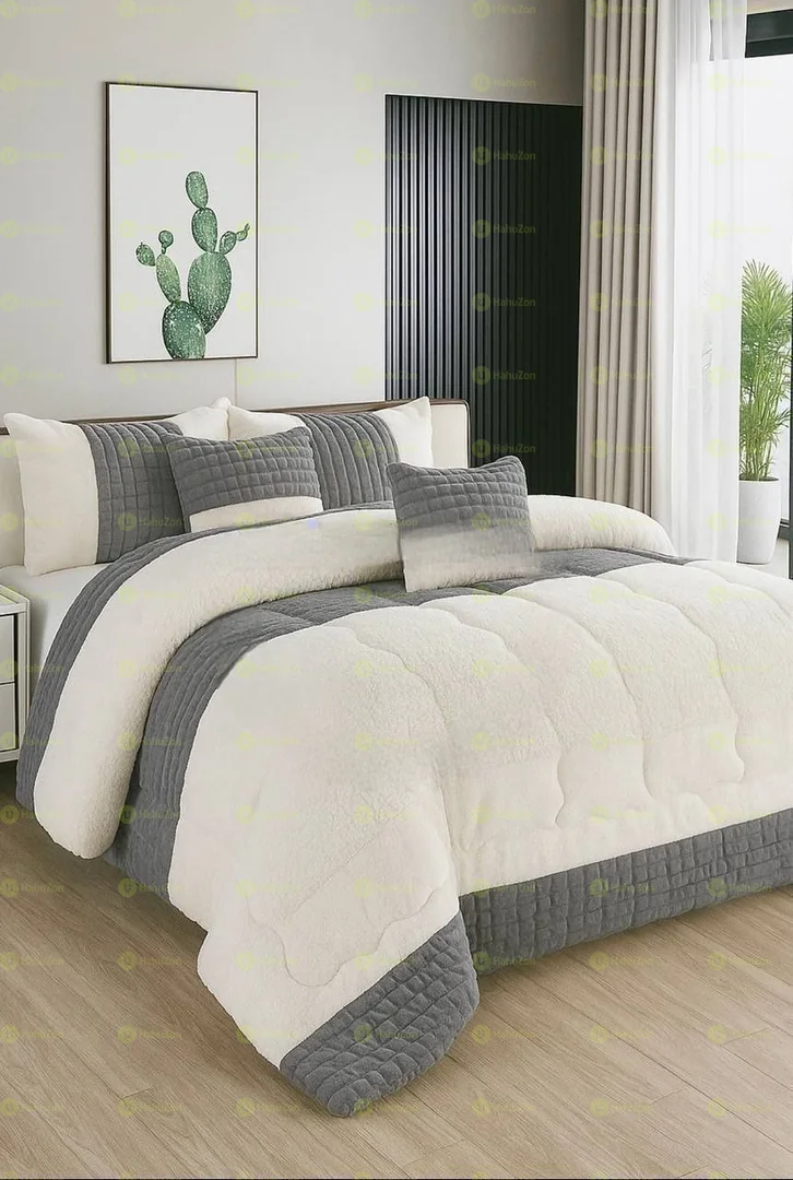 7 Pcs Comforter Set