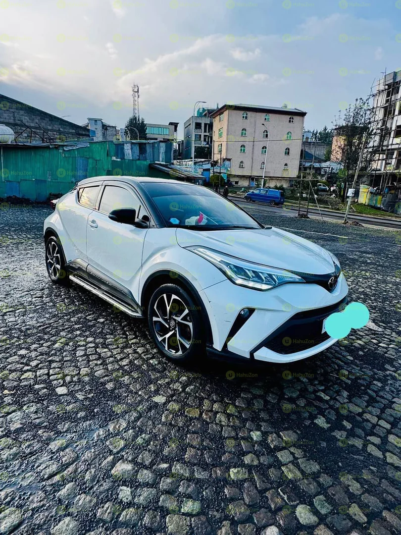 2020 Model-Toyota Ch-R