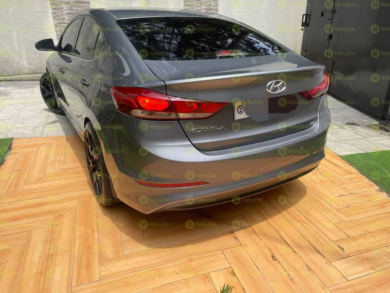 2017 Model-Hyundai Elantra
