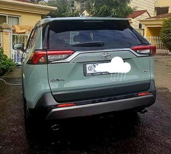 2020 Model-Toyota Rav4