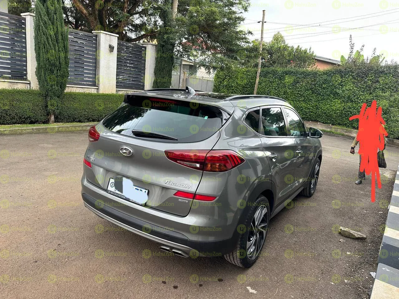 2020 Model-Hyundai Tucson