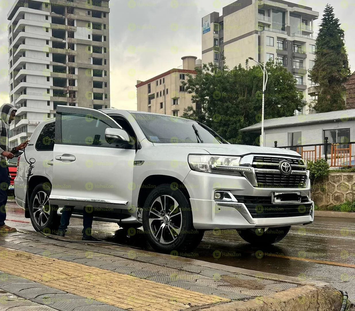 2009 Model-Toyota Landcruiser V8 VX