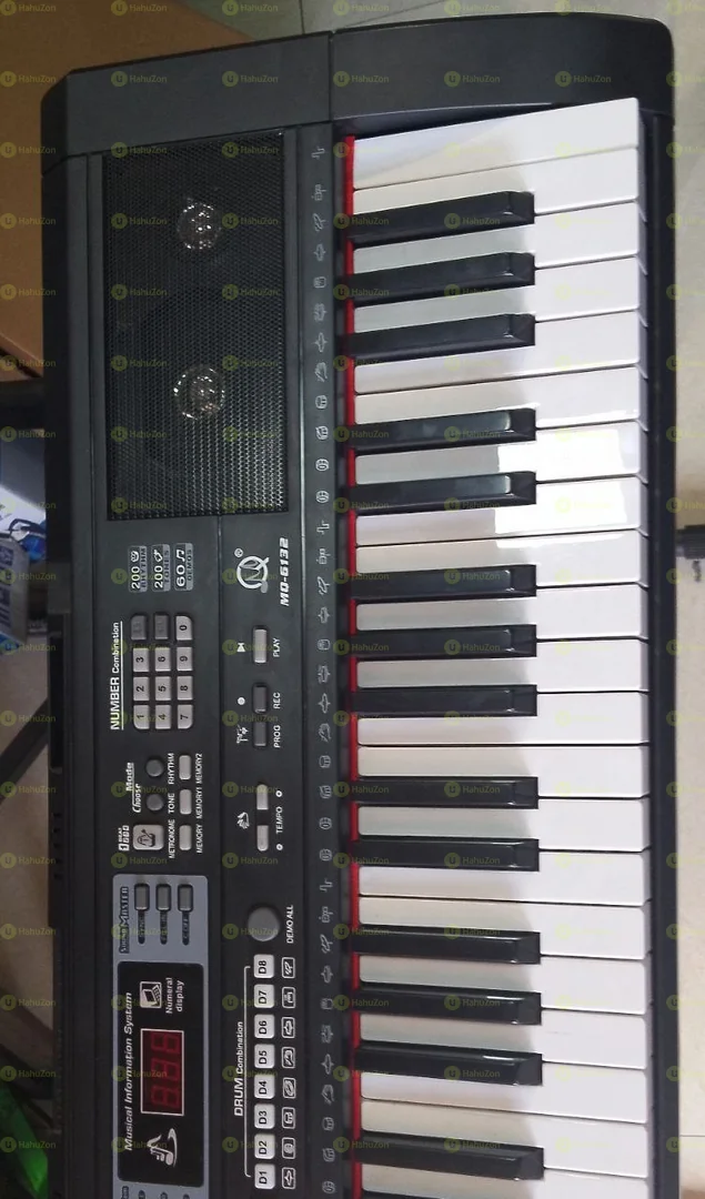 MQ 6132 Piano Touch Training Type Keyboard