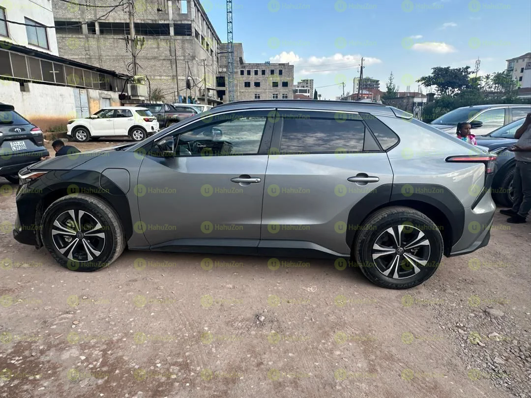 2023 Model-Toyota BZ4X 4WD