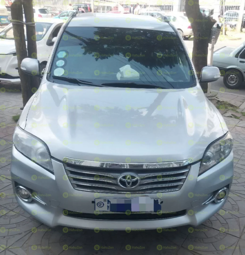 2010 Model-Toyota Rav4