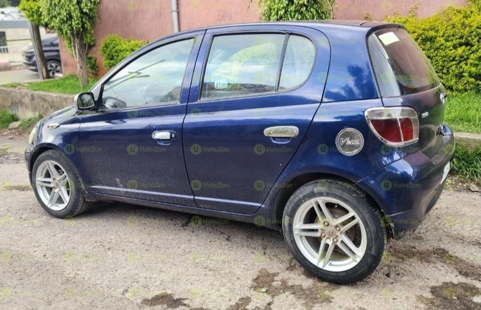 2001 Model-Toyota Vitz Yaris