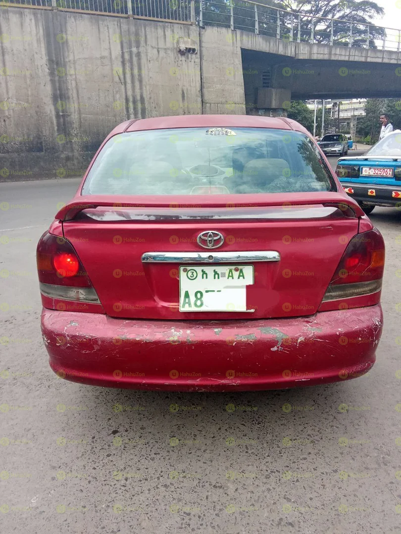 2004 Model-Toyota Platz