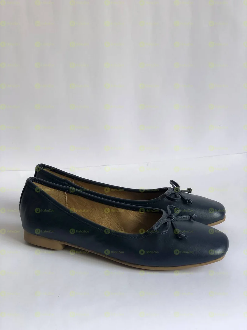 Crown & Ivy Women's Shoes
